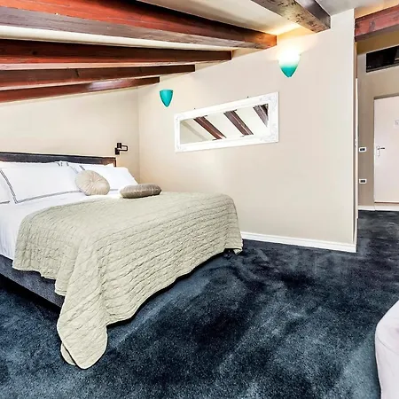 فندق مبيت وإفطار Luxury Orh روفينج