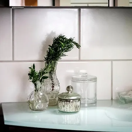 فندق مبيت وإفطار Luxury Orh روفينج