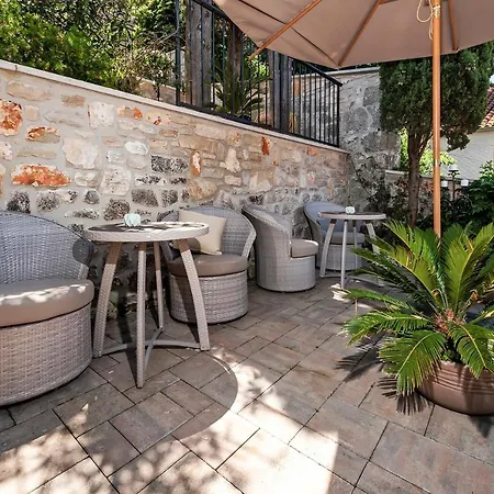 Bed & Breakfast Luxury Orh 4*