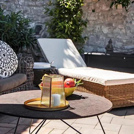 Bed & Breakfast Luxury Orh 4*